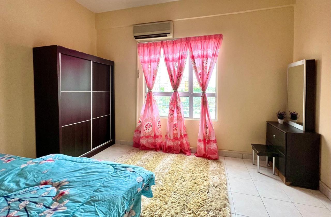 Pd Vip Pool View W Wifi - Anugerah Staycation Porto Dickson Exterior foto